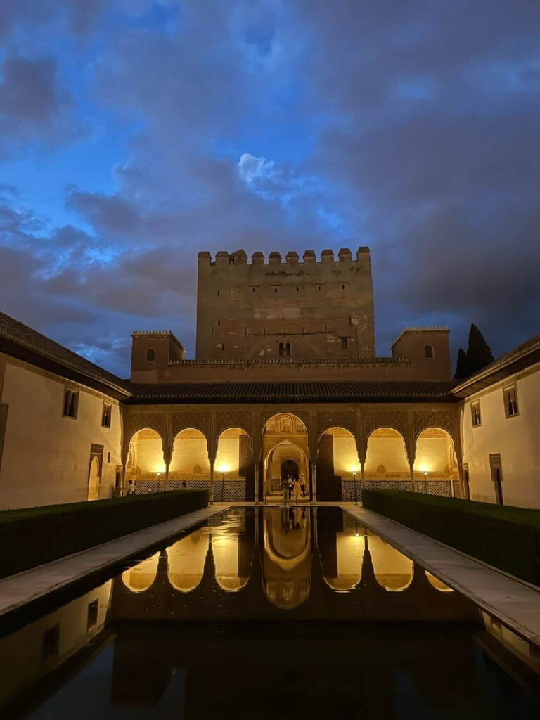Alhambra vrouwenreis Granada