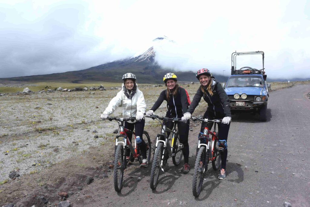 Mountainbiken rondom de imposante Cotopaxi vulkaan