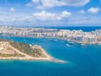 Valetta Malta luchtfoto met zee