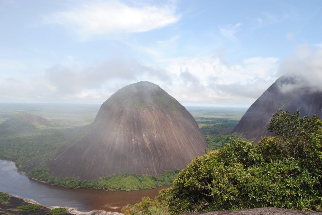 Cerros Mavecura in Colombia