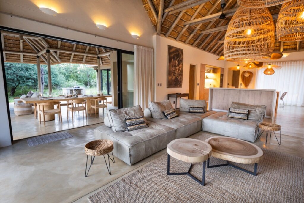 Why Africa Travel luxe woonkamer