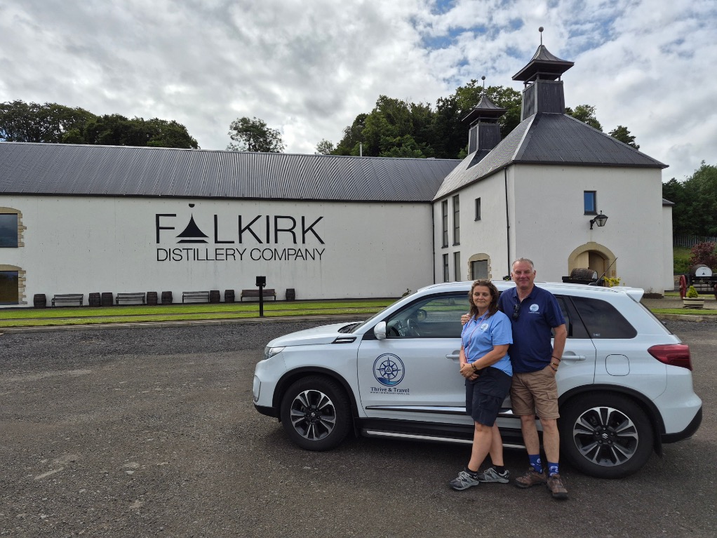 Nicole en Branko van Thrive & Travel voor Falkirk Distillery