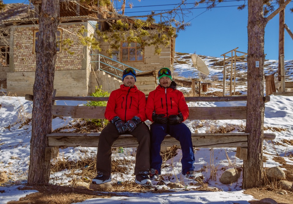Peter Hofman van Ryce Travel met Maksat Aitkulov uit Kirgizie