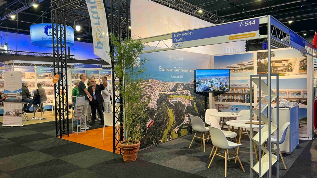 Stand van Naiz Homes (Spanje) op de Second Home Beurs