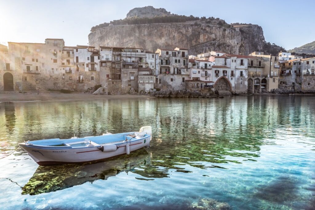 Haven en historisch centrum, Cefalù Sicilië