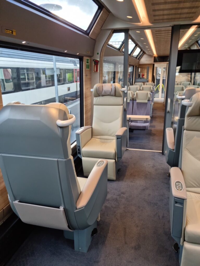 GoldenPass Express Prestige Class wagon