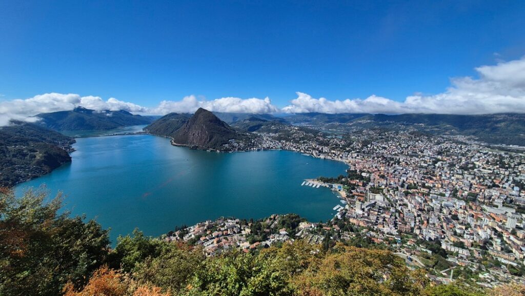 Uitzicht over Lugano vanf Monte Bre